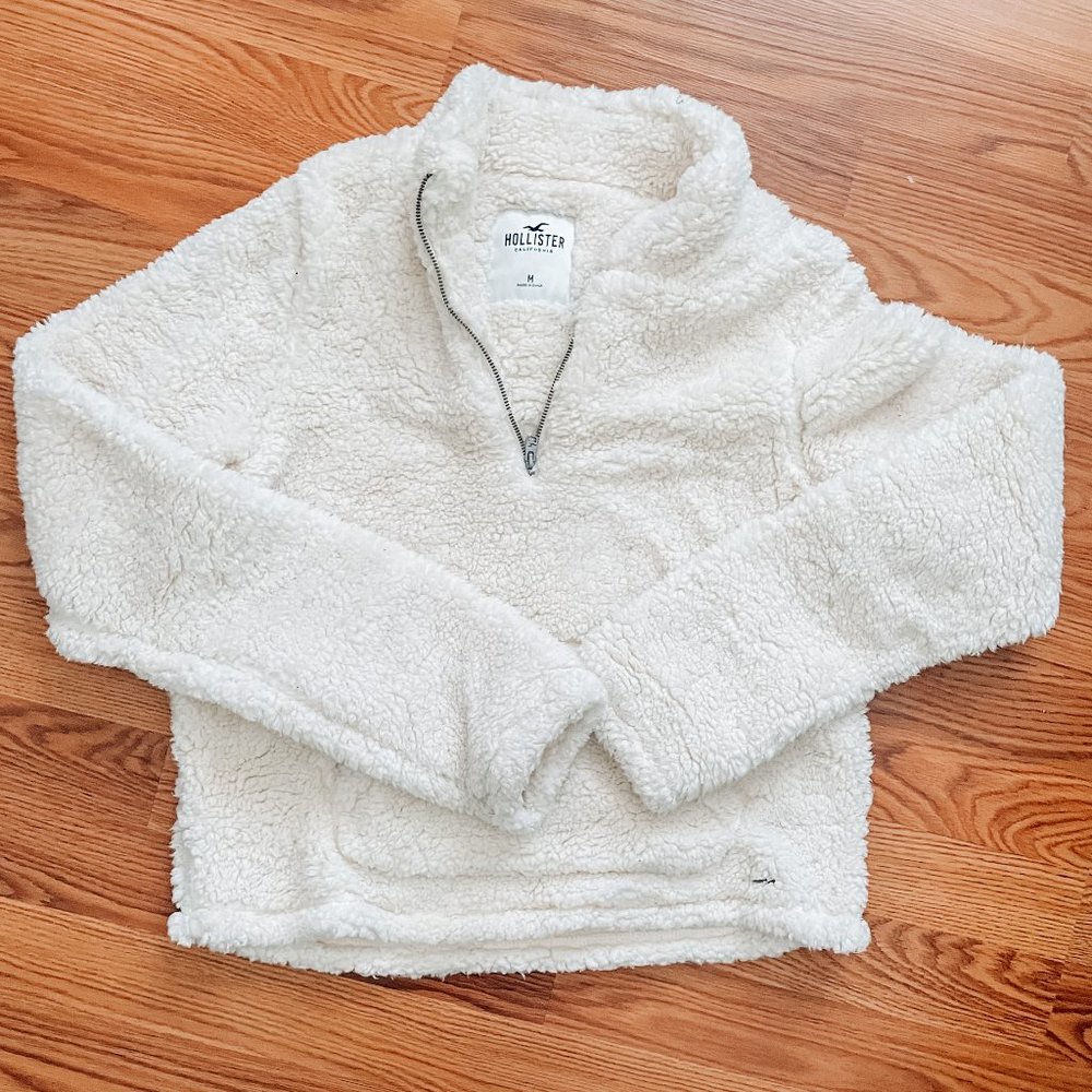 Hollister Quarter Zip Sherpa